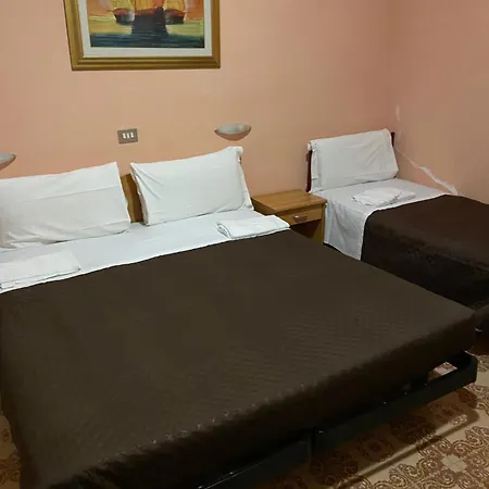Hotel Attico 3*